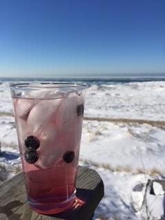 Blueberry Haven's Non-Alcoholic Blueberry Sparkling Water Recipe