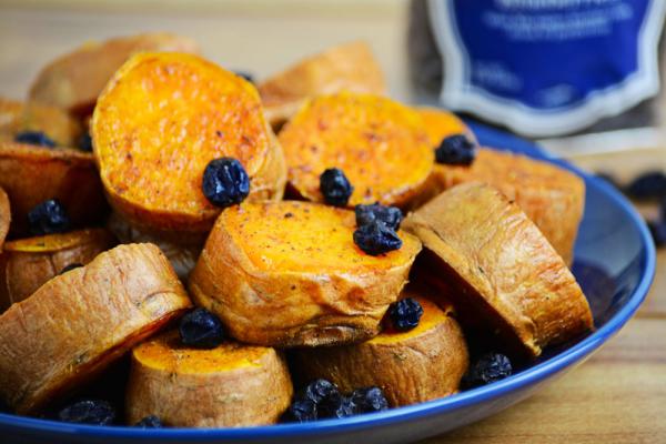Blueberry Haven's Chili-Roasted Sweet Potatoes with Dried Blueberries Recipe